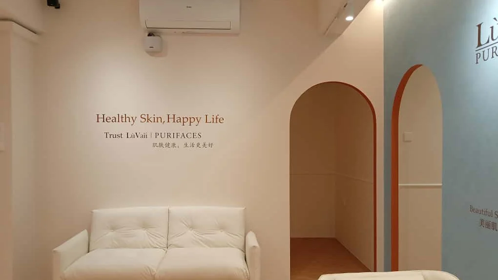 Inside LuVaii Purifaces @ Puchong